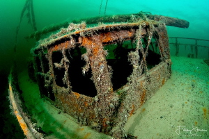 Wreck of the Zeehond, lake Grevelingen, The Netherlands. by Filip Staes 